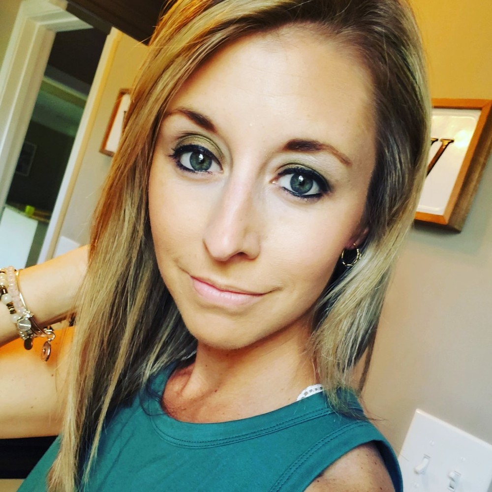 Meet your Posher, Kimberly
